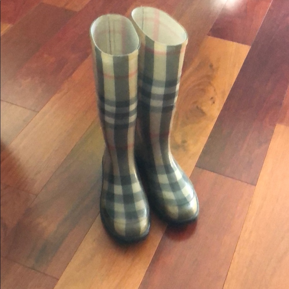 Burberry classic check rain boots